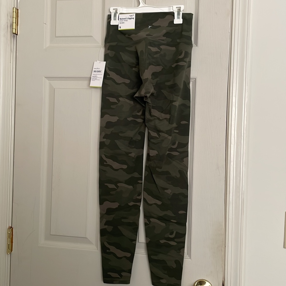 New Old Navy Balance Leggings High Rise - Picture 3 of 3